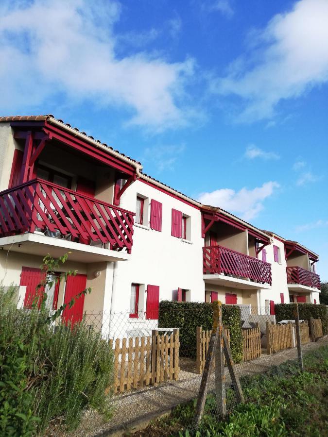 Residence Hoteliere Helios Jonzac Exterior photo