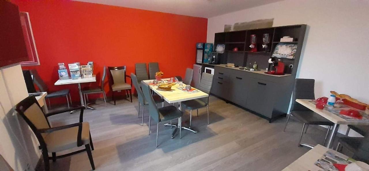 Residence Hoteliere Helios Jonzac Exterior photo