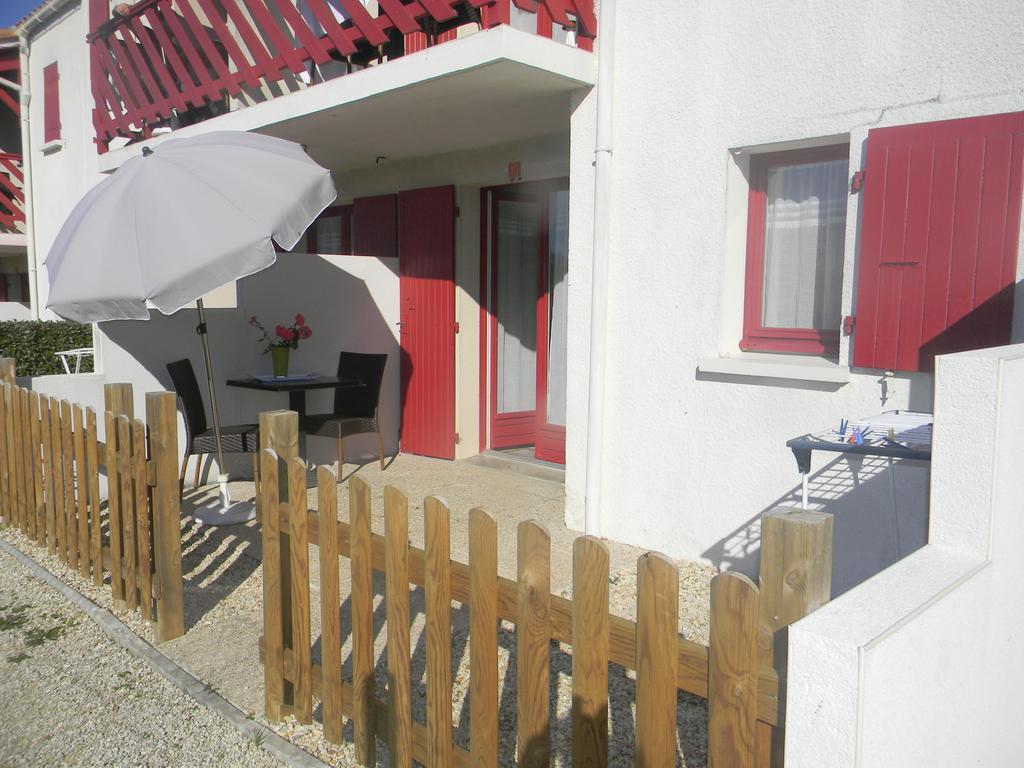 Residence Hoteliere Helios Jonzac Exterior photo