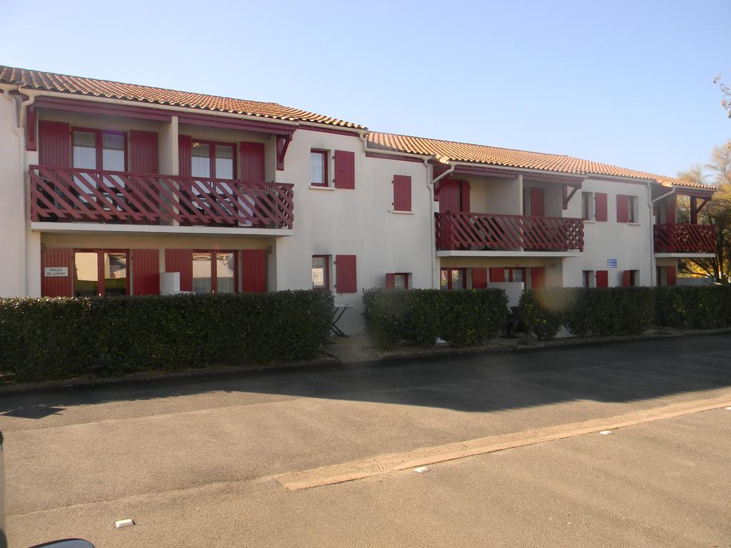 Residence Hoteliere Helios Jonzac Exterior photo
