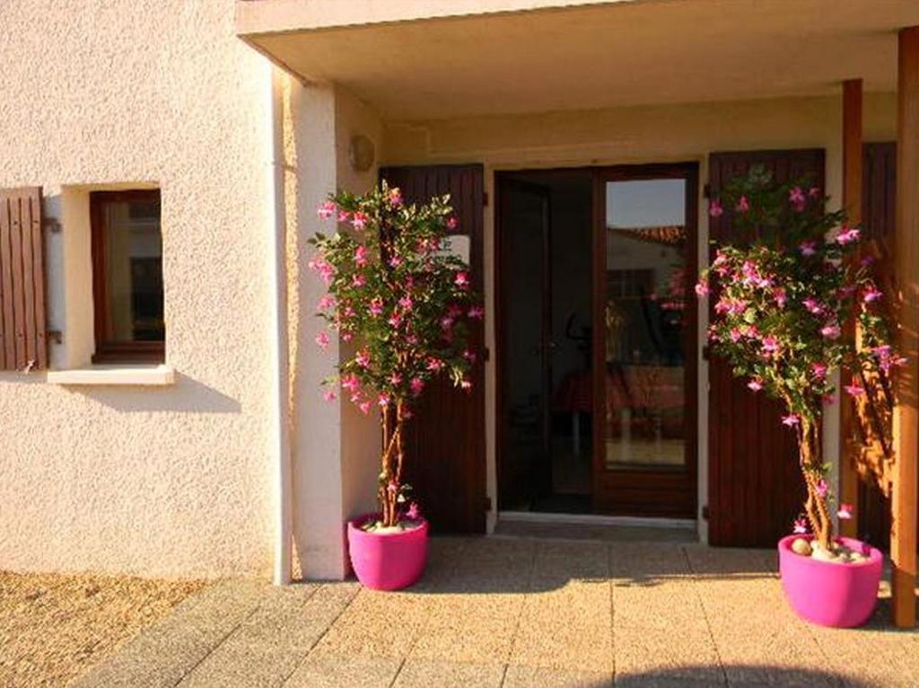 Residence Hoteliere Helios Jonzac Exterior photo